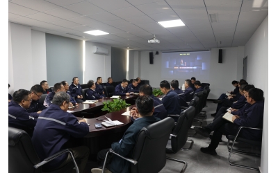 勝動集團公司舉辦“傳統制造業數字化轉型”專題培訓